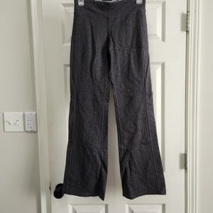 Athleta Kickbooty Pants